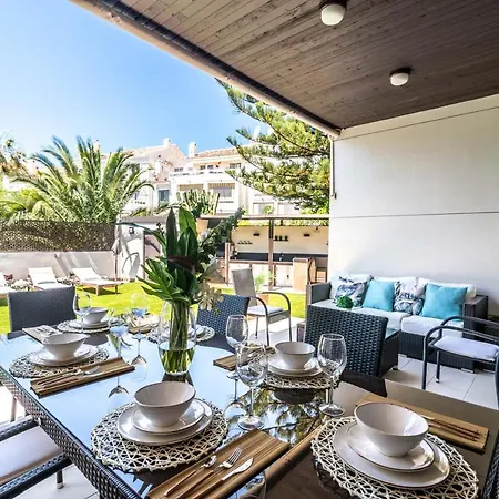 Villa Vacation Marbella I Riviera Del Sol, Private Pool, Jacuzzi, Walking Distance To The Málaga